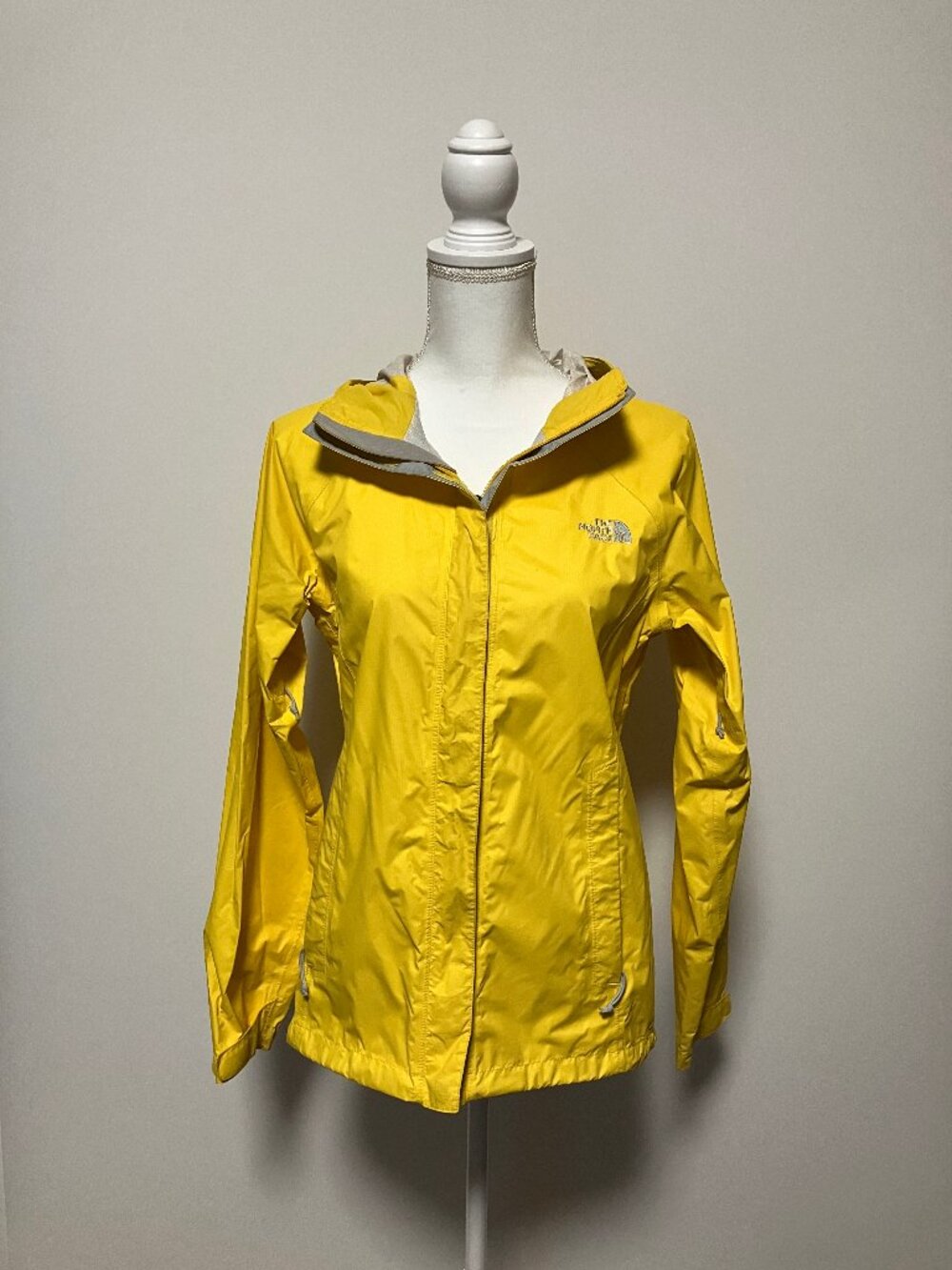 The North Face Rain Jacket Waterproof Yellow Wind Breaker, Size S/P, Women's
